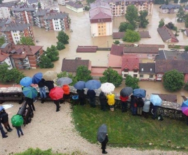 Grad Buzet - Gradsko društvo Crvenog križa Buzet prikuplja pomoć za poplavljena područja