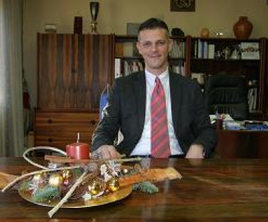 Grad Buzet - Setan Božić i uspješna Nova 2012. godina!