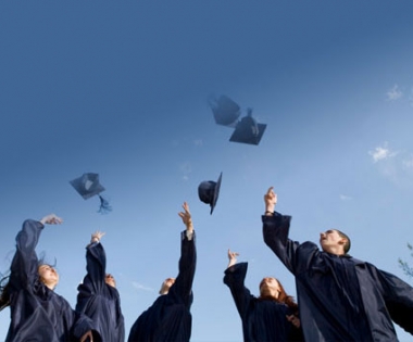 Grad Buzet - Pravo na stipendiju ostvarilo 63 studenata