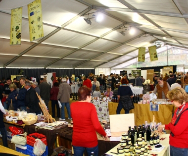 Grad Buzet - Na Festivalu tartufa sljubljene delicije istarskog podneblja