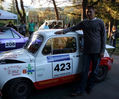 Grad Buzet - Automobilisti korak do naslova