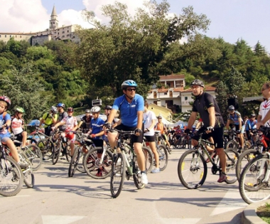 Grad Buzet - U nedjelju 7. MTB biciklijada Boh Buzjet