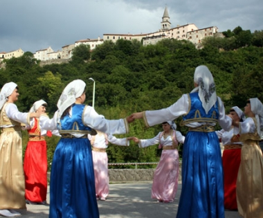 Grad Buzet - Festivalom predstavili bošnjačku kulturu svojim sugrađanima