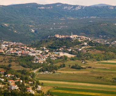 Grad Buzet - Javni poziv za predlaganje kandidata za javna priznanja Grada Buzeta