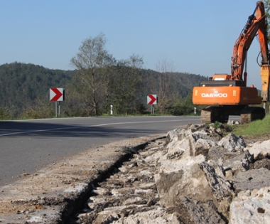 Grad Buzet - Cesta Buzet-Roč za promet otvorena još tjedan dana