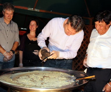 Grad Buzet - Fete tartufa od 800 grama u fritadi Sv. Ane