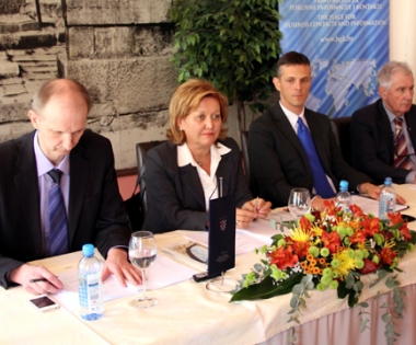 Grad Buzet - Istarsko gospodarstvo i dalje s negativnim predznakom