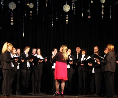 Grad Buzet - GD Sokol građanima poklonio božićni koncert