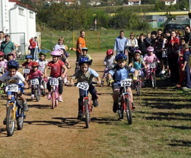 Grad Buzet - U subotu peta MTB utrka Mini Pinguentina