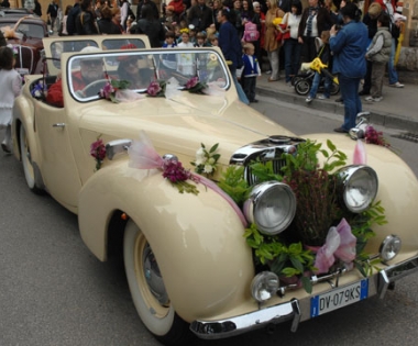 Grad Buzet - Oldtimeri za vikend otkrivaju Buzeštinu, smotra u Starom gradu