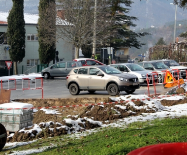 Grad Buzet - Rekonstrukcijom do 12 novih parkirališnih mjesta na Goričici