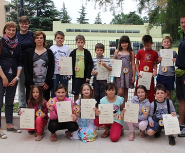 Grad Buzet - Medalje Gradskog društva Crvenog križa za bivše neplivače