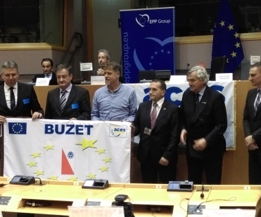 Grad Buzet - Buzetu uručena titula Europskog grada sporta