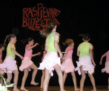 Grad Buzet - Večeras 36. Raspjevana Buzeština
