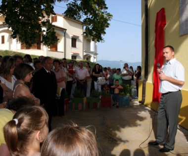 Grad Buzet - Stota obljenticu škole u Vrhu