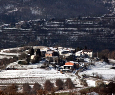 Grad Buzet - Komunalcima pomaže i sunce, ceste čiste