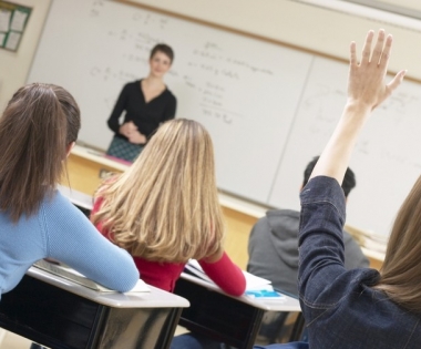 Grad Buzet - Subvencioniranje troškova prijevoza i smještaja srednjoškolcima